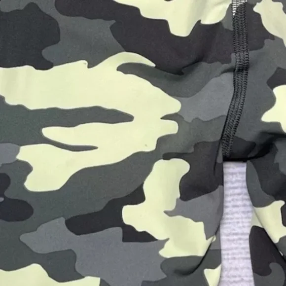 ⚡️SOLD⚡️Lululemon Fast Free High-Rise Crop Tight Leggings Camo Crispin Green - Picture 14 of 15